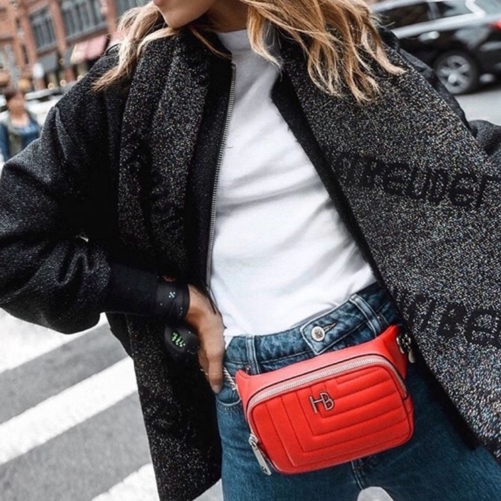 RARE! LIKE NEW Henri Bendel 712 Red Quilted Belt Bag Fanny Pack Pouch Silver